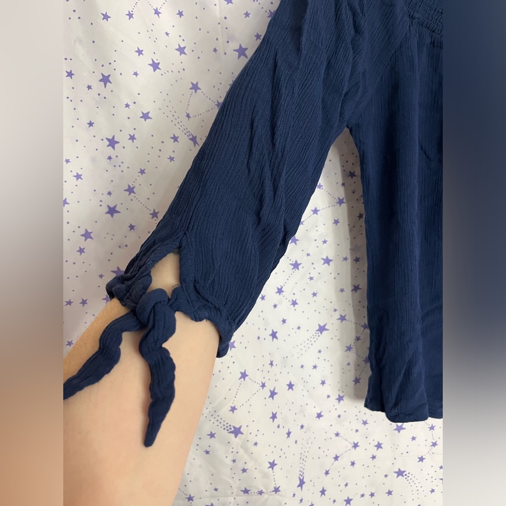 🌟❣️4/$10❣️🌟Xs Westport women’s petite off the shoulder navy blue shirt - Picture 2 of 4